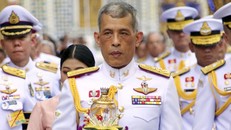 Nhà vua Thái Lan chính thức đăng quang vào tháng 5