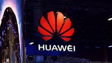 50% thị phần di động của Huawei có thể bị thổi bay