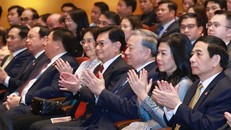 Tổng Bí thư Tô Lâm và Phu nhân; Phó Thủ tướng Singapore Heng Swee Keat và Phu nhân và các đại biểu dự hòa nhạc.