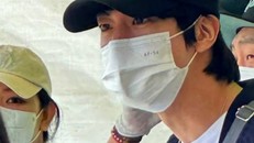 Jin (BTS) tham gia tình nguyện tại khu vực ảnh hưởng cháy rừng 