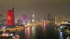 Thành phố Hồ Chí Minh - trung tâm kinh tế, văn hóa, du lịch đầu tàu của cả nước rực sáng trong đêm. Ảnh: Vũ Sinh/TTXVN.