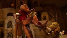 Dế Mèn đấu Châu Chấu Voi trong cuộc chiến giành lại quyền sống tự do và công bằng cho xóm Lầy Lội. Ảnh từ phim