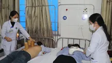 Chưa bệnh cho người dân bằng y học cổ truyền