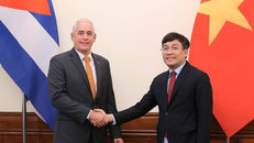 Thứ trưởng Thường trực Bộ Ngoại giao Nguyễn Minh Vũ và Thứ trưởng Thứ nhất Bộ Ngoại giao Cuba Gerado Penalver Portal.