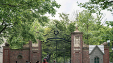 Khuôn viên Đại học Harvard ở Cambridge, bang Massachusetts, Mỹ. 