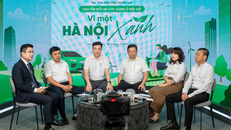 Các đại biểu tham gia Tọa đàm “Chuyển đổi xe máy xăng ở nội đô Vì một Hà Nội xanh”.