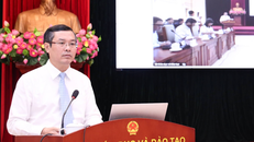 Thứ trưởng Bộ Giáo dục và Đào tạo Nguyễn Văn Phúc phát biểu tại hội nghị.