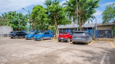 Trạm sạc tại địa chỉ 464/18 Âu Cơ, Hà Nội với 30 cổng sạc trong bãi đỗ xe rộng rãi, thuận tiện di chuyển