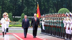 Tổng Bí thư Tô Lâm và Bí thư thứ Nhất, Chủ tịch nước Cuba Miguel Díaz-Canel Bermúdez duyệt Đội danh dự Quân đội nhân dân Việt Nam