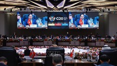 Thủ tướng Phạm Minh Chính phát biểu tại Phiên thảo luận III Hội nghị Thượng đỉnh G20. Ảnh: Dương Giang/TTXVN.