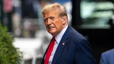 Nhiều phát súng bắn vào sân golf của ông Trump, cựu Tổng thống vẫn an toàn