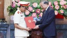 Tổng Bí thư, Chủ tịch nước Tô Lâm trao quyết định bổ nhiệm đồng chí Hồ Đức Anh giữ chức Phó Viện trưởng Viện Kiểm sát nhân dân tối cao.