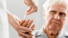 Hợp chất mới giúp điều trị bệnh Alzheimer.