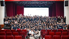 Halloween trường Báo: 20 năm một hành trình