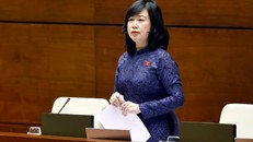 Bộ trưởng Bộ Y tế Đào Hồng Lan trả lời chất vấn. Ảnh: Doãn Tấn/TTXVN