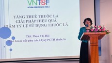 Bà Phan Thị Hải - Phó Giám đốc phụ trách Quỹ phòng, chống tác hại của thuốc lá (Bộ Y tế) phát biểu tại Hội nghị. Ảnh: PV/Vietnam+