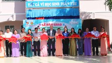 Khánh thành và đưa vào sử dụng “Không gian vui chơi và đọc sách cho em”.