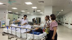 Bộ Y tế yêu cầu phải bảo đảm tất cả người bệnh cấp cứu được khám và điều trị kịp thời dịp Tết Nguyên đán Ất Tỵ 2025. Ảnh tư liệu - minh họa: Tạ Nguyên/Báo Tin tức