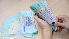 Bộ Nội vụ hướng dẫn tính trợ cấp nghỉ hưu trước tuổi khi sắp xếp tổ chức bộ máy