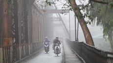 Miền Bắc bước vào những ngày nồm ẩm kéo dài. Ảnh: LP