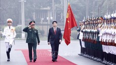 Chủ tịch nước Lương Cường duyệt Đội danh dự Quân đội nhân dân Việt Nam. Ảnh: Lâm Khánh/TTXVN