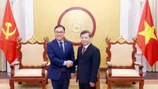 Chánh án Tòa án Nhân dân Tối cao Lê Minh Trí tiếp Đại sứ Hàn Quốc tại Việt Nam Choi Young Sam. Ảnh: Phạm Kiên/TTXVN