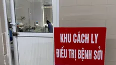 Khu cách ly điều trị bệnh nhân mắc sởi. Ảnh: T.G/Vietnam+