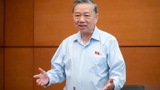 Tổng Bí thư Tô Lâm nhấn mạnh phải tiếp tục tinh gọn bộ máy, tinh giảm biên chế, giảm chi tiêu thường xuyên để dành nguồn lực cho đầu tư phát triển. Ảnh: P.Thắng