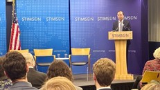 Đại sứ Việt Nam tại Hoa Kỳ Nguyễn Quốc Dũng phát biểu tại hội thảo. Ảnh: Ngọc Quang