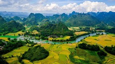 Vẻ đẹp của non nước Cao Bằng.