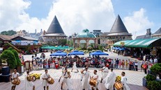 Show “Solar Warriors” mang đến những màn trình diễn Malambo đầy mạnh mẽ và bùng nổ cảm xúc.