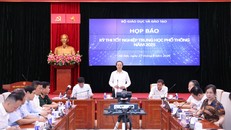 Quang cảnh buổi họp báo.