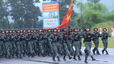 Khối cảnh sát đặc nhiệm tổng hợp luyện. Ảnh: Tuấn Anh