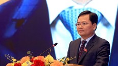 Phó trưởng Ban Chính sách, Chiến lược Trung ương, Chủ tịch Nhóm đại biểu Quốc hội trẻ Việt Nam Nguyễn Anh Tuấn phát biểu. Ảnh: Tuấn Anh