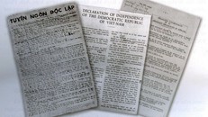 Bản Tuyên ngôn Độc lập được Việt Nam Thông tấn xã phát đi toàn thế giới bằng ba thứ tiếng Việt, Anh, Pháp trong ngày 15/9/1945. Ảnh: Tư liệu TTXVN