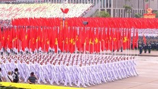 Khối cờ Đảng, cờ Tổ quốc. Ảnh: Văn Điệp