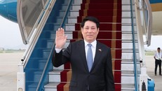 Chủ tịch nước Lương Cường lên đường tham dự Lễ kỷ niệm 80 năm Chiến thắng phátxít của nhân dân thế giới và làm việc tại Trung Quốc. Ảnh: Lâm Khánh