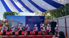 Lễ khởi công xây dựng mới BV Phục hồi chức năng – Điều trị bệnh nghề nghiệp tại quận 8. Ảnh: Nguyễn Nhi