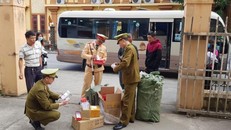 Tổ QLĐB huyện Bắc Sơn thuộc Đội QLTT đang làm nhiệm vụ.