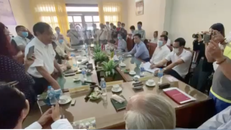 Buổi đối chất giữa vợ chồng ông Dũng, bà Hằng với ông Võ Hoàng Yên.