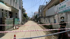 Thôn An Vĩnh, xã Tịnh Kỳ, thành Phố Quảng Ngãi (tỉnh Quảng Ngãi) bị phỏng tỏa vì có người nhiễm Covid-19.