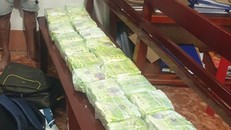 Nhiều ma tuý đá bị thu giữ.