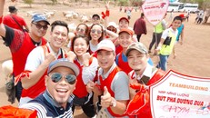 Hướng dẫn viên du lịch, nhân viên nhà hàng, khách sạn là những những ngành nghề phải gánh chịu hậu quả nặng nề nhất của COVID-19.