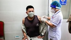 100% CBCNV Thép Hòa Phát Dung Quất đã được tiêm vắc xin phòng ngừa Covid-19