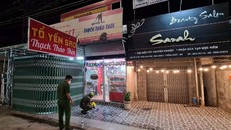 Lực lượng công an ghi nhận hiện trường.