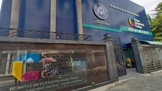 Trường THPT Quốc tế Việt Úc.