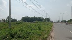 Dự án nằm ở mặt tiền đường Võ Nguyên Giáp, nhưng được áp mức giá bồi thường bèo bọt.