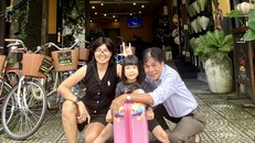 Tác giả đưa vợ con về quê ăn Tết.