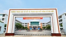 Trường THCS - THPT Võ Văn Kiệt. 