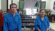 Bị cáo Lê Minh Huệ và Nguyễn Thị Liên.